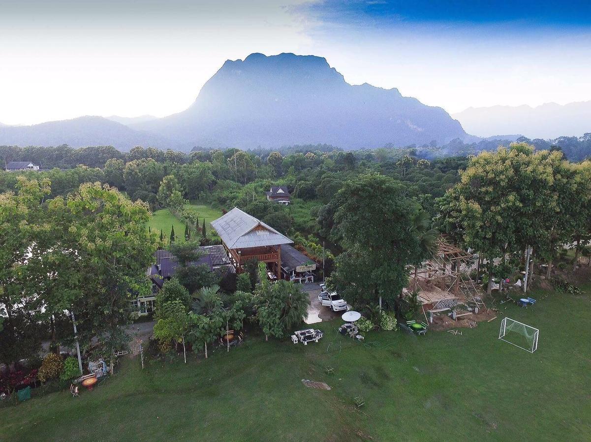 The Teak Resort Chiangdao Chiang Dao Exterior foto